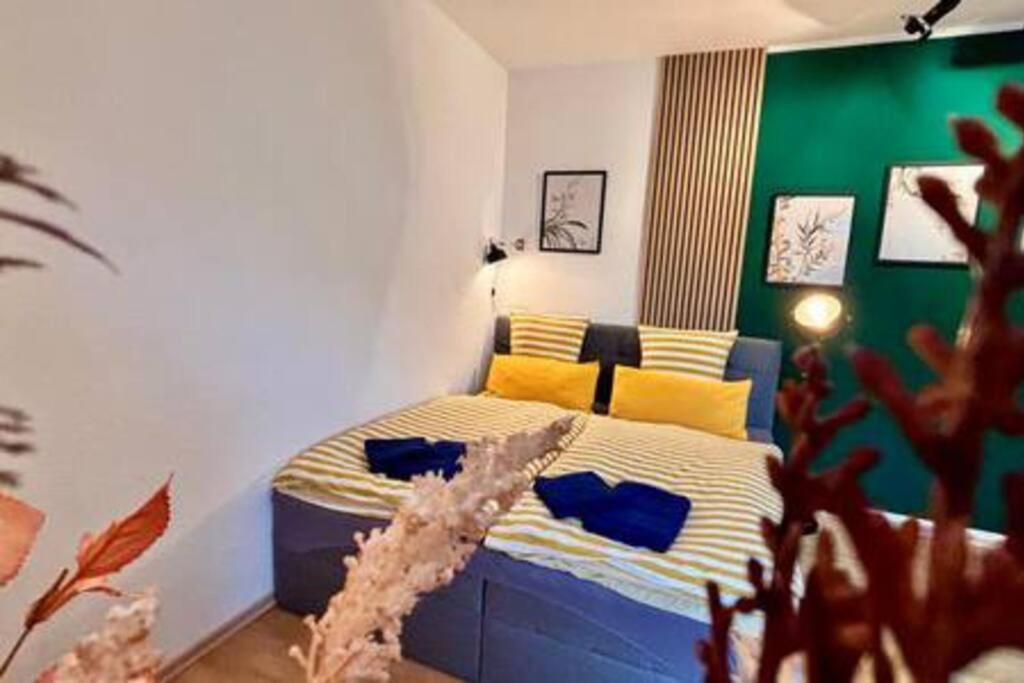 Ferienwohnung Modern & Stilvoll Mit Kino - Wii Essen Exterior foto